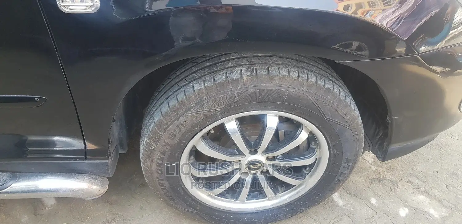 Toyota Harrier 2011 Black