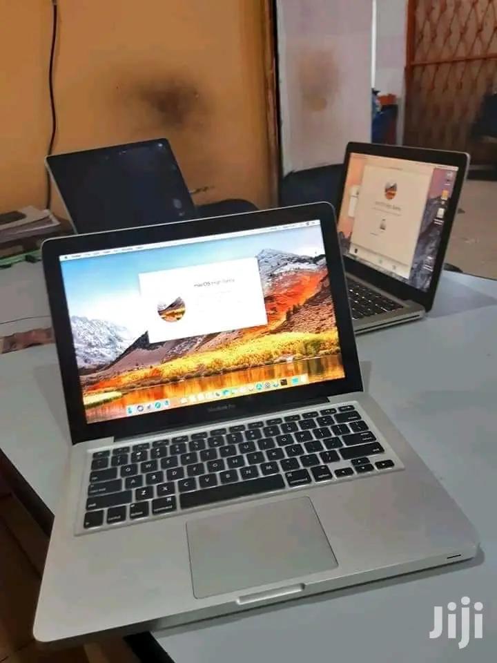 Laptop Apple MacBook Pro 4GB Intel Core 2 Duo HDD 500GB