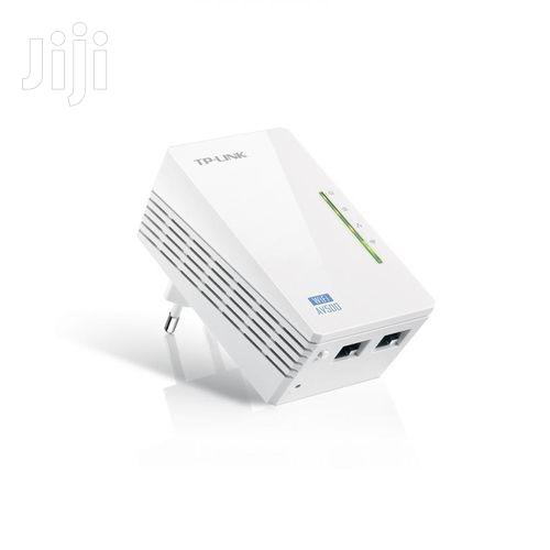 Tp-link TL-WPA4220 - 300 Mbps Wi-fi Powerline Range Extender