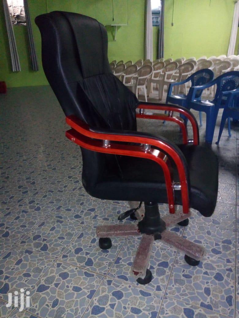 Executive Office Chairs E01