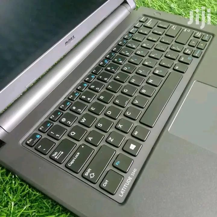 Laptop Dell Latitude 13 3340 4GB Intel Core I3 HDD 500GB