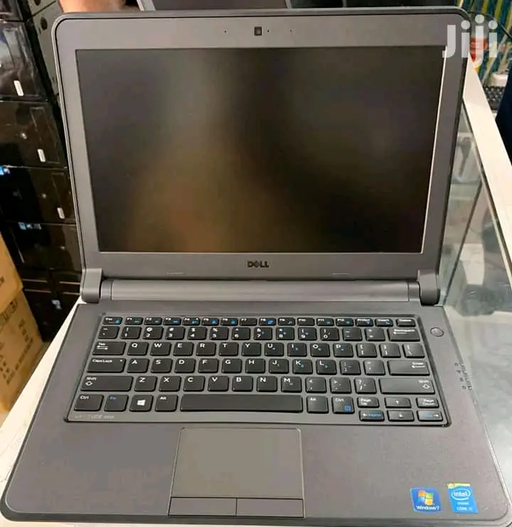 Laptop Dell Latitude 13 3340 4GB Intel Core I3 HDD 500GB