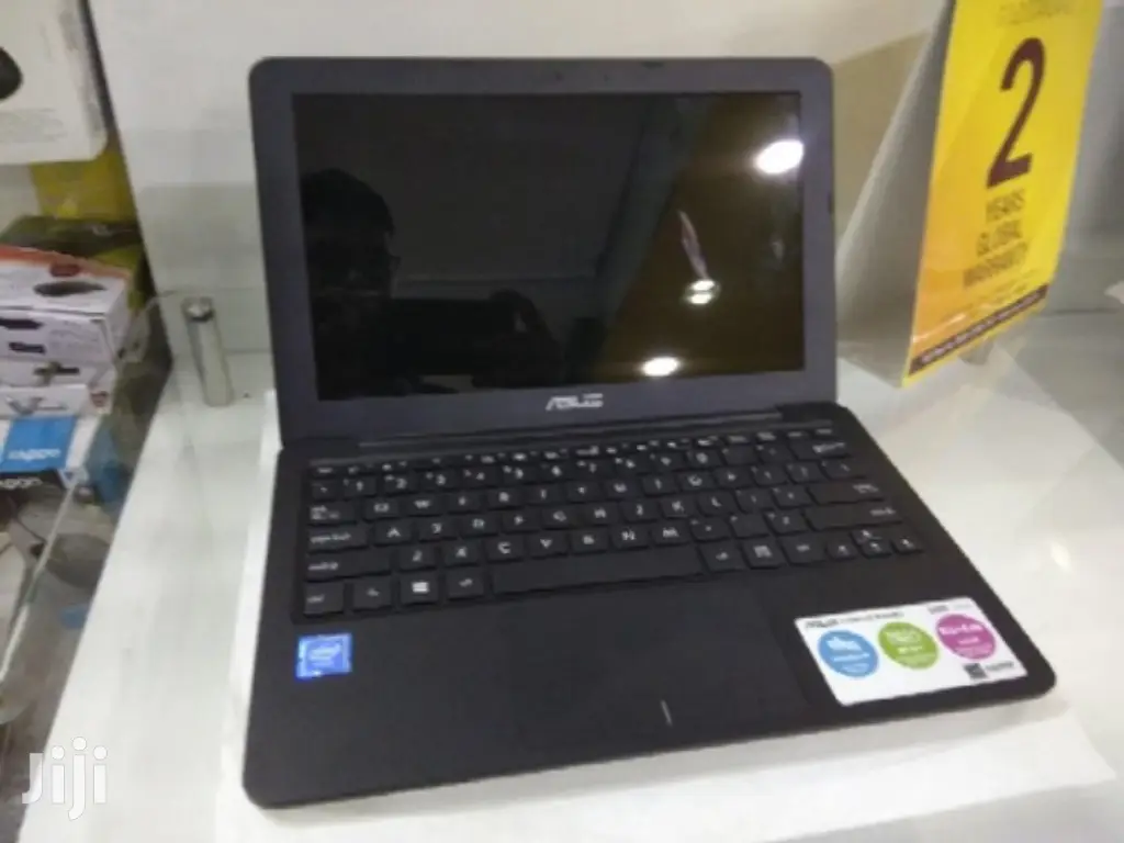 Laptop Asus 4GB Intel Pentium HDD 320GB