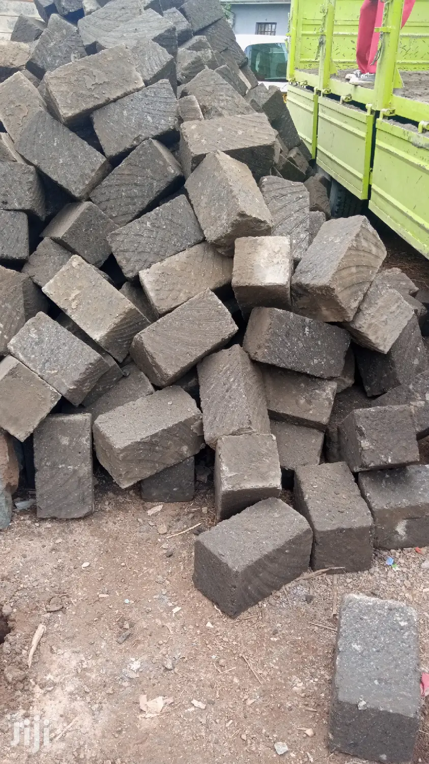 Grade 1,Quality Machine Cut Stones