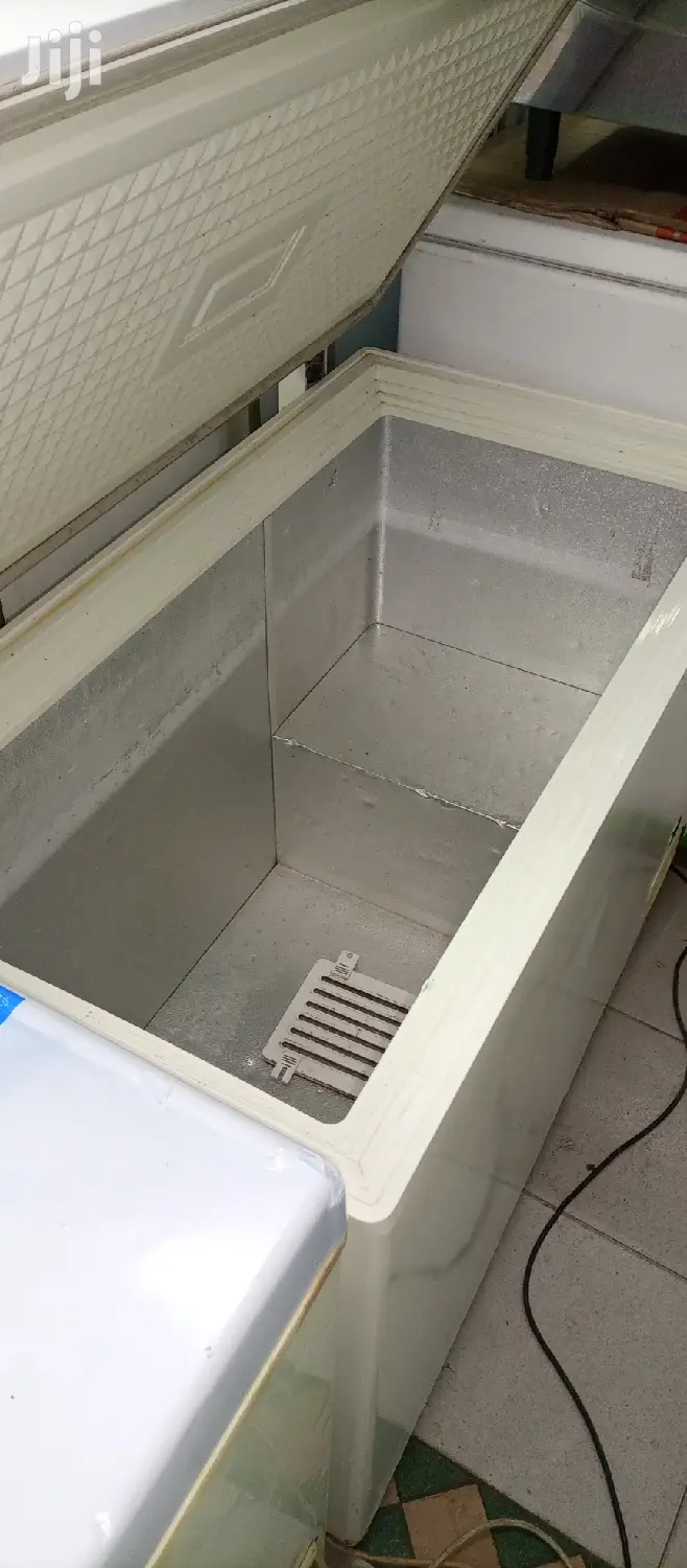 Deep Freezer Medium Size