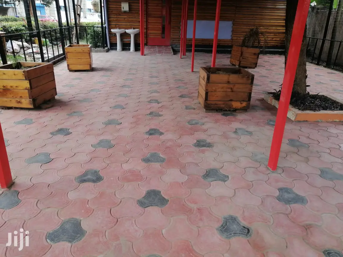 Coloured Cabro / Paving Blocks