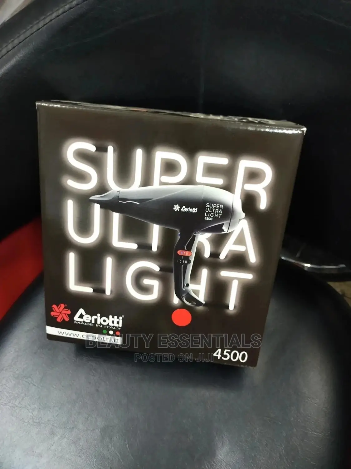 Super Utra Light Blowdryer