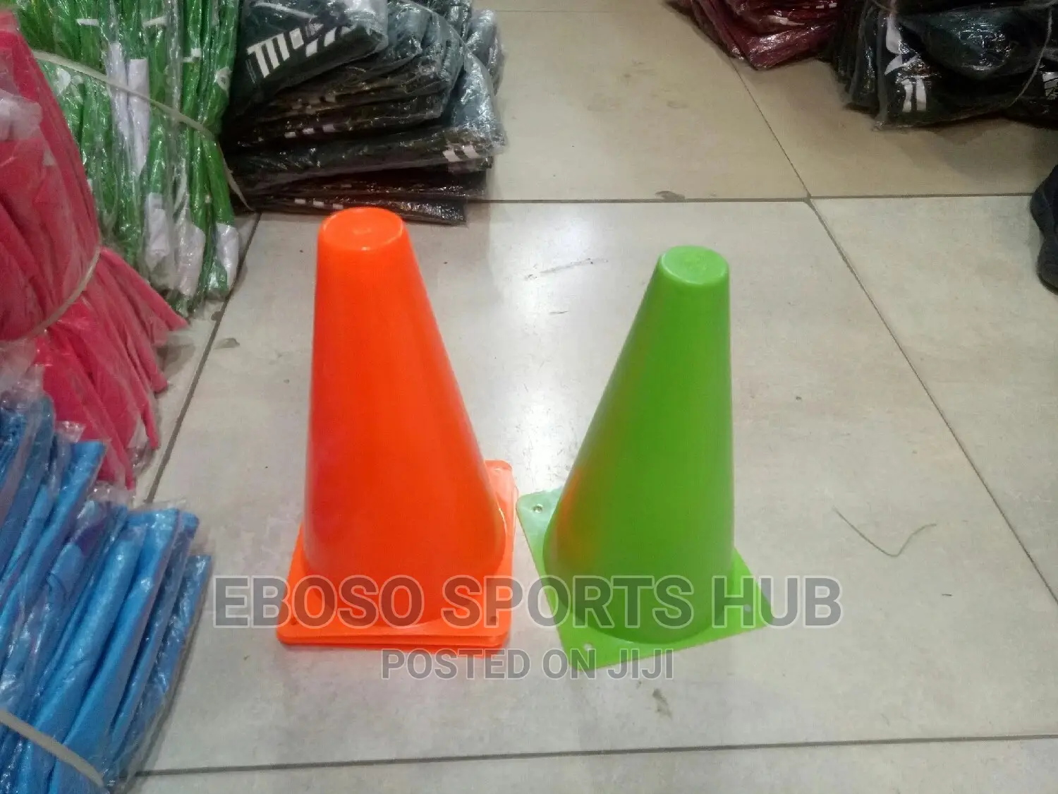 Elastic Football Cones