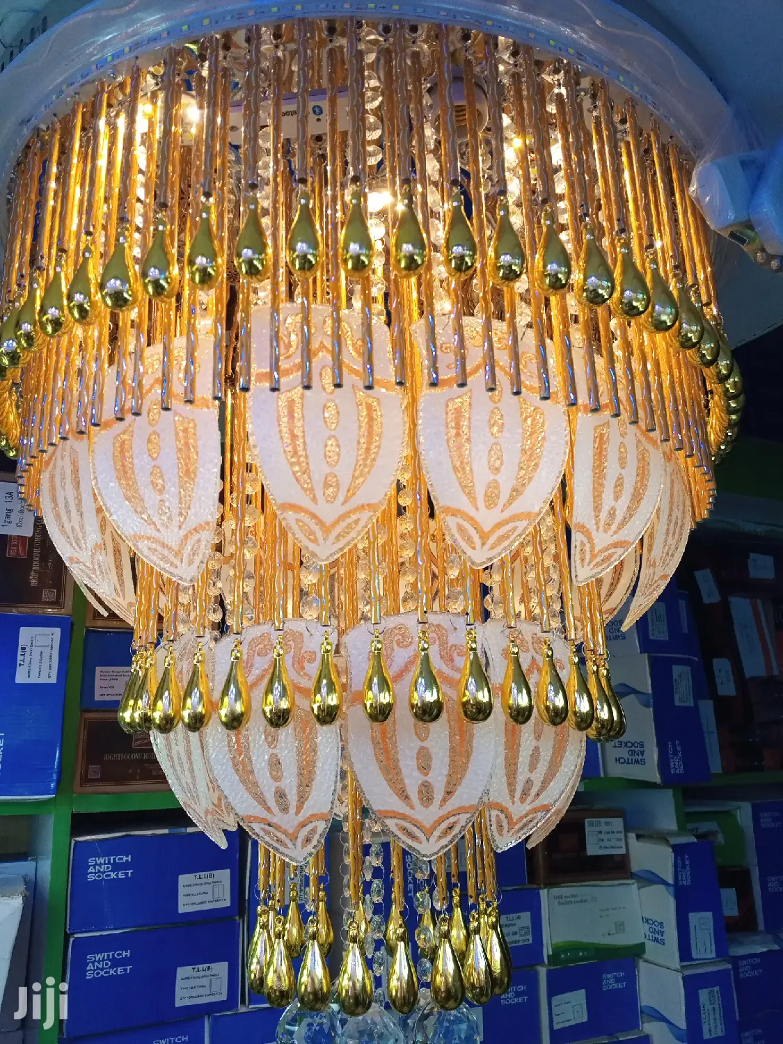 Bluetooth Chandelier Light
