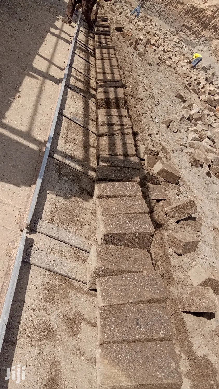 Stones/Blocks Machine Cuts