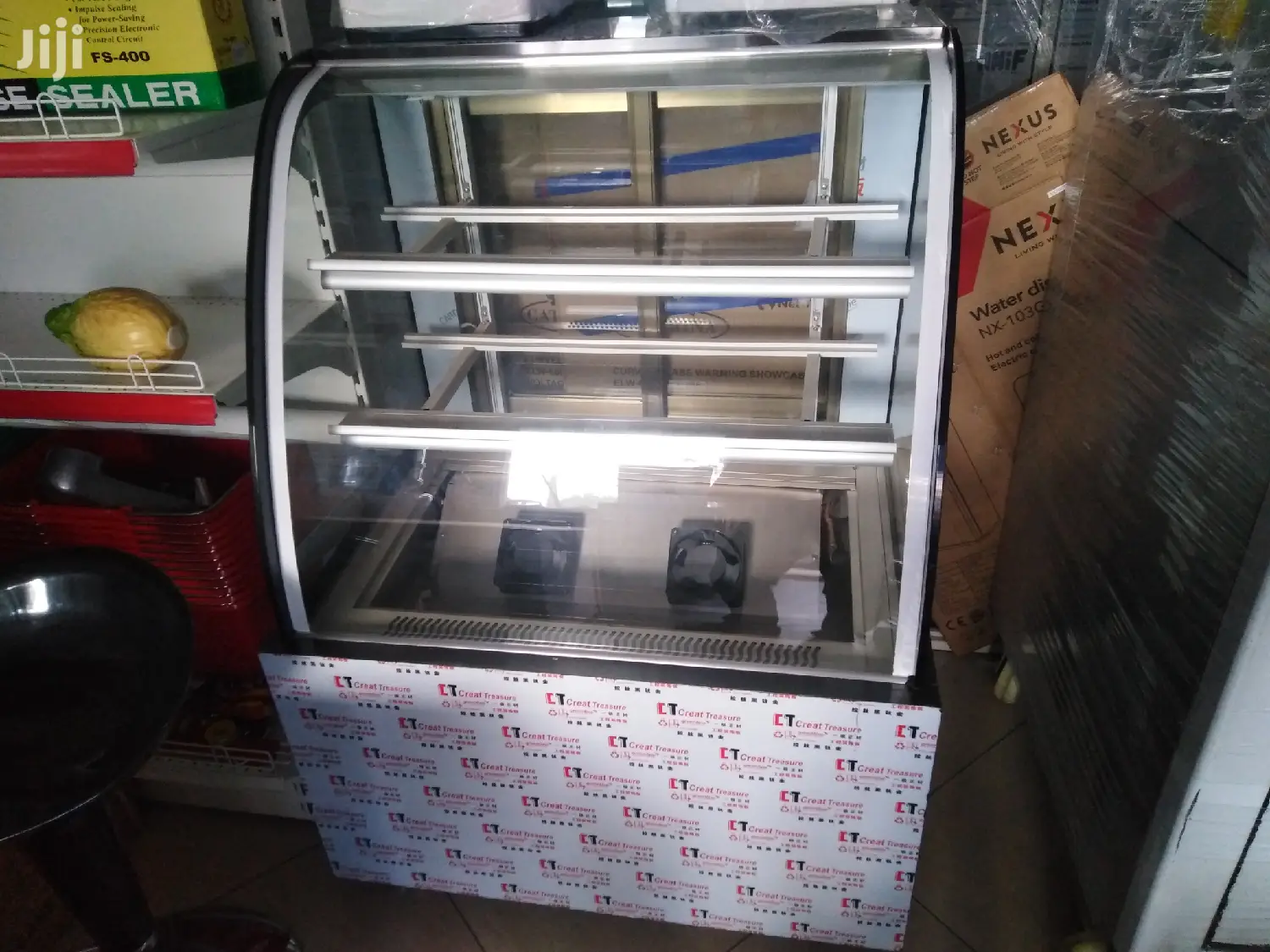 Imported Cake Display Chiller 3fts