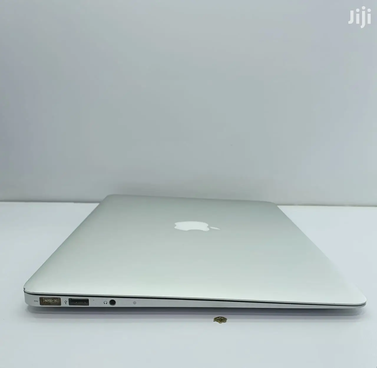 Laptop Apple MacBook Air 4GB Intel Core 2 Duo SSD 128GB