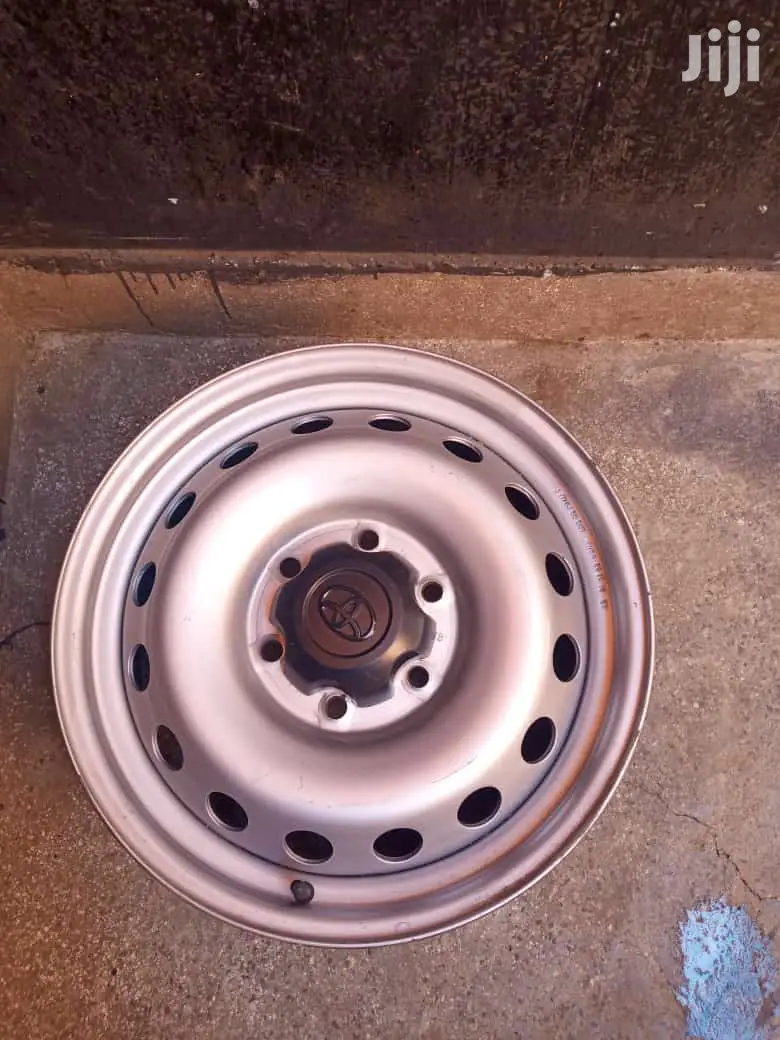 Original Steel Rim Size 16 Inch for Hilux Double Cab.