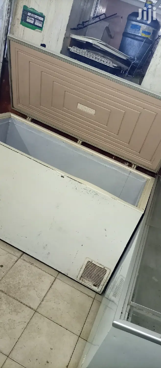 Single Door Freezer