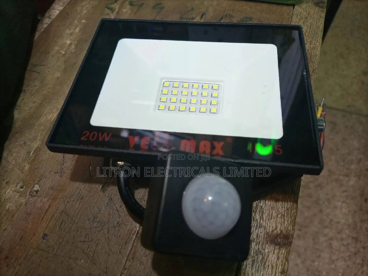 20W Flood Lights