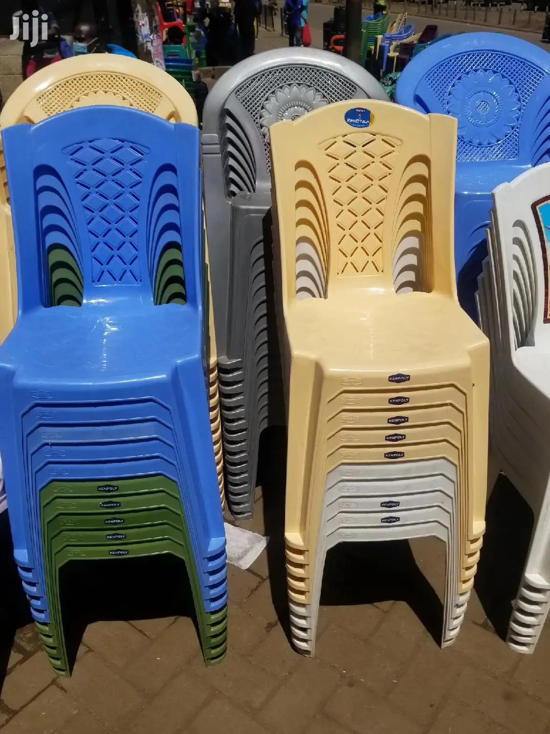 OFFER! Quality Plastic Armless Chairs