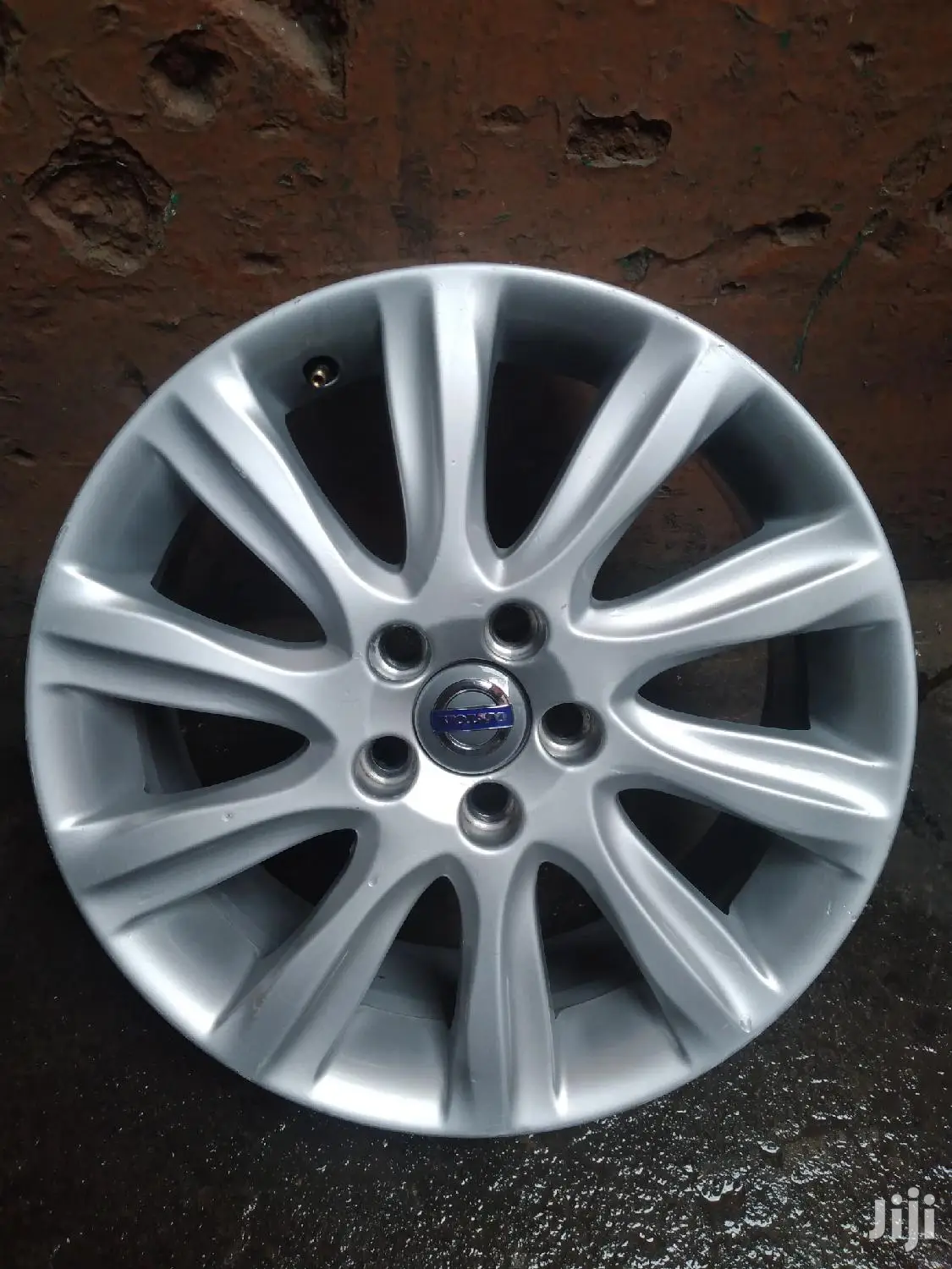 Original Rims Size 17 Inch for Volvo Set.