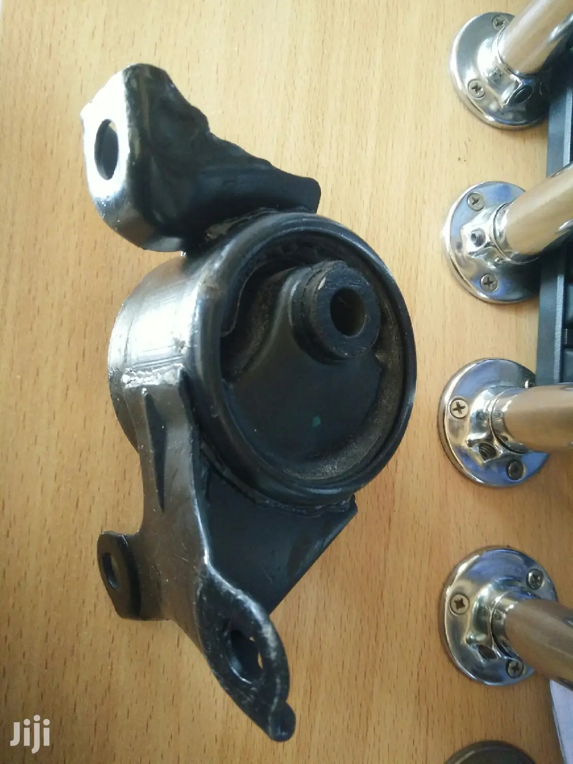 Honda Civic Engine Mount