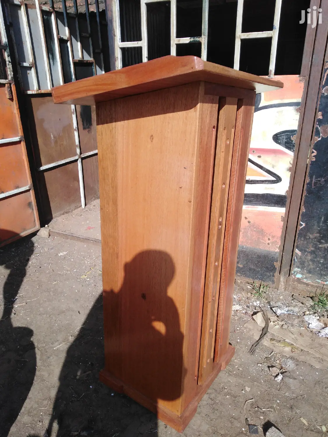 Church Pulpit/Podium-Executive Mahogany Designer Pulpit