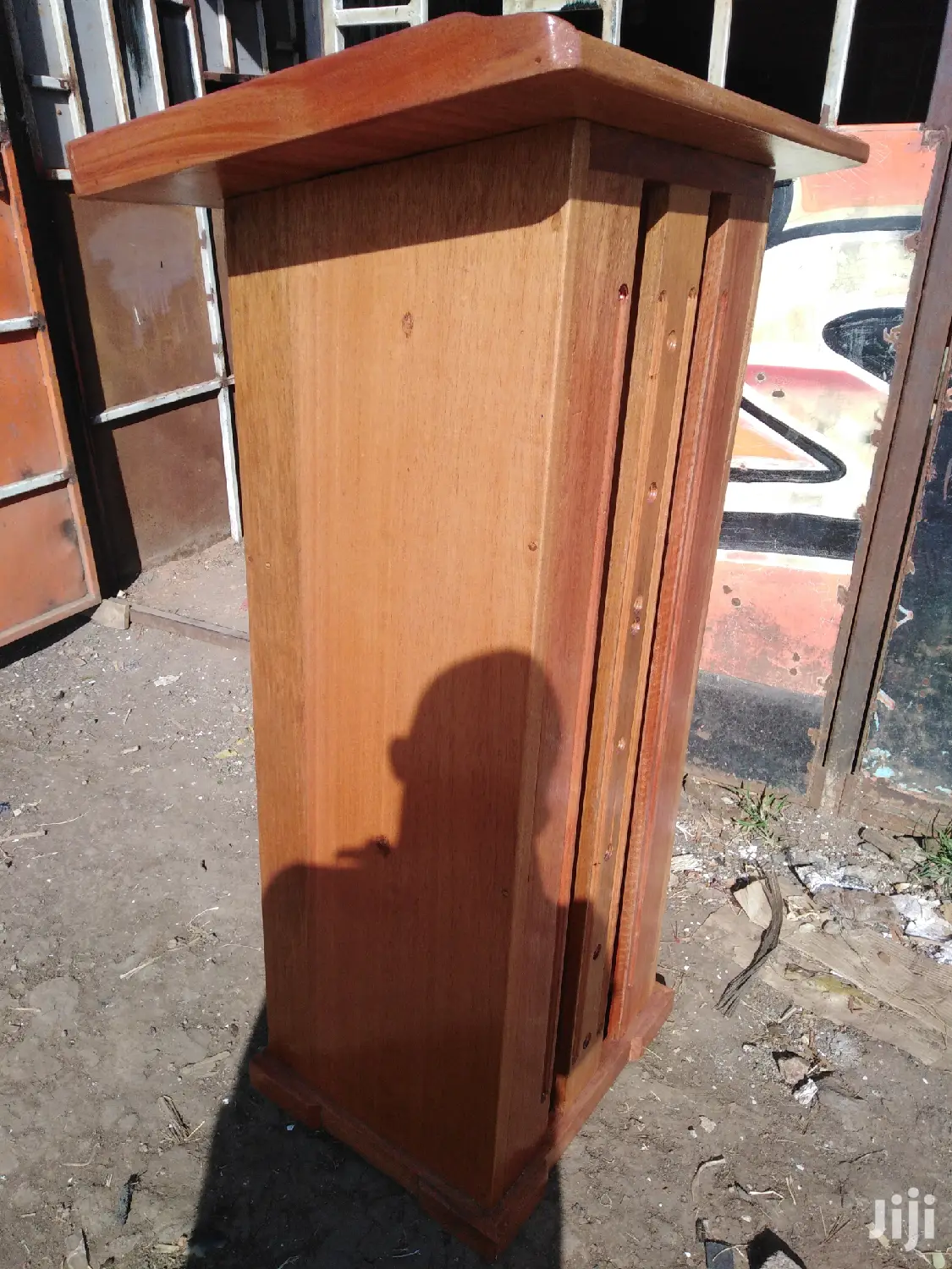 Church Pulpit/Podium-Executive Mahogany Designer Pulpit