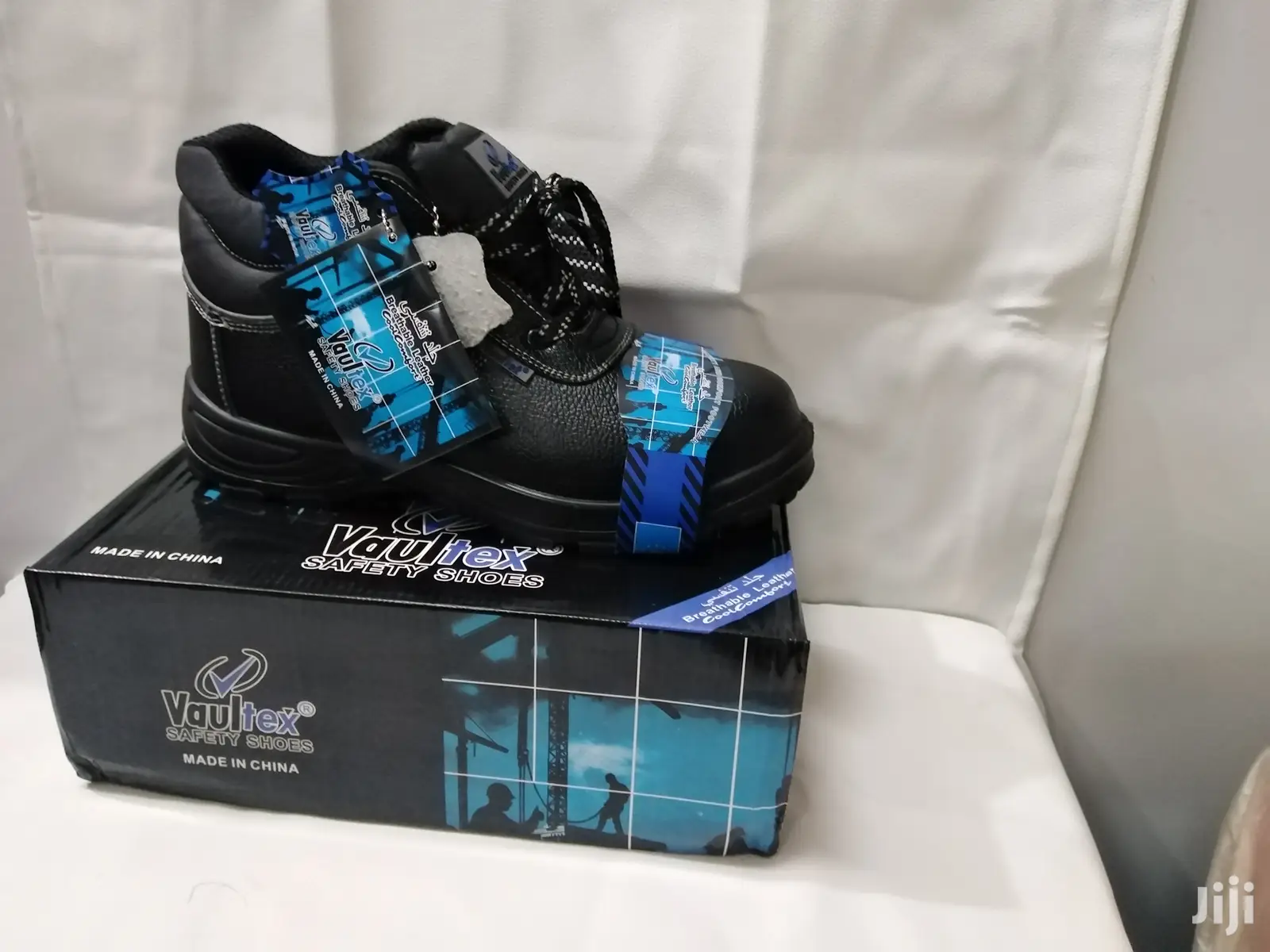 Safety Shoes at Affordable Rates