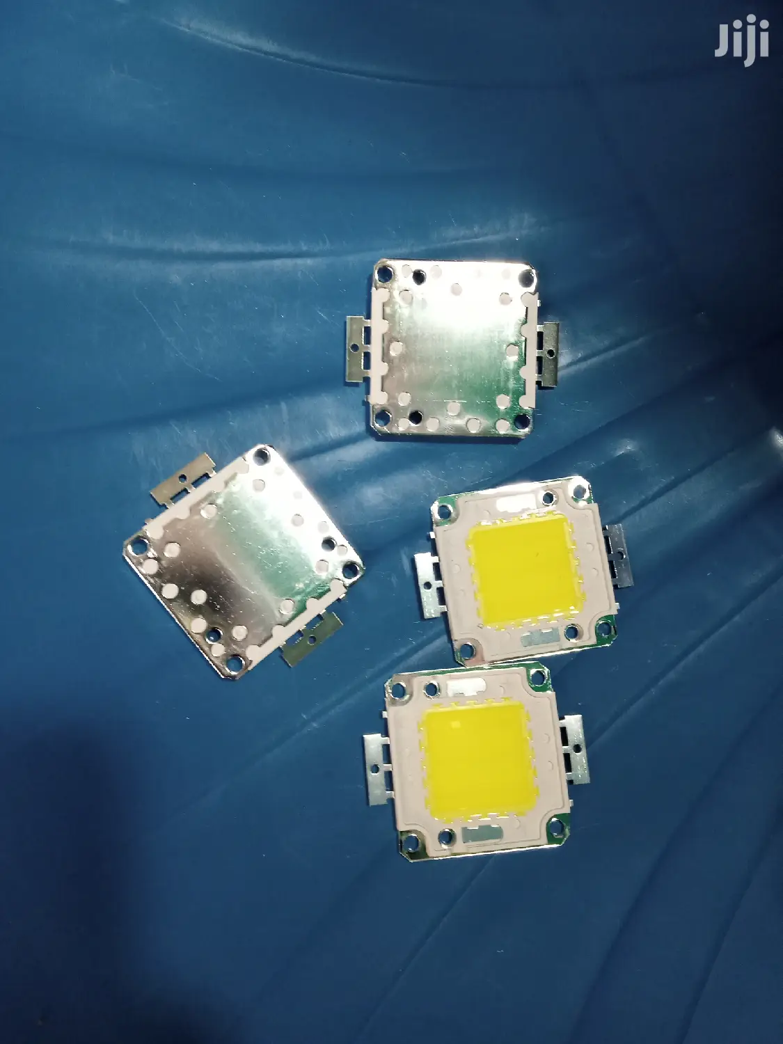 30 Watts Floodlight Bulbs
