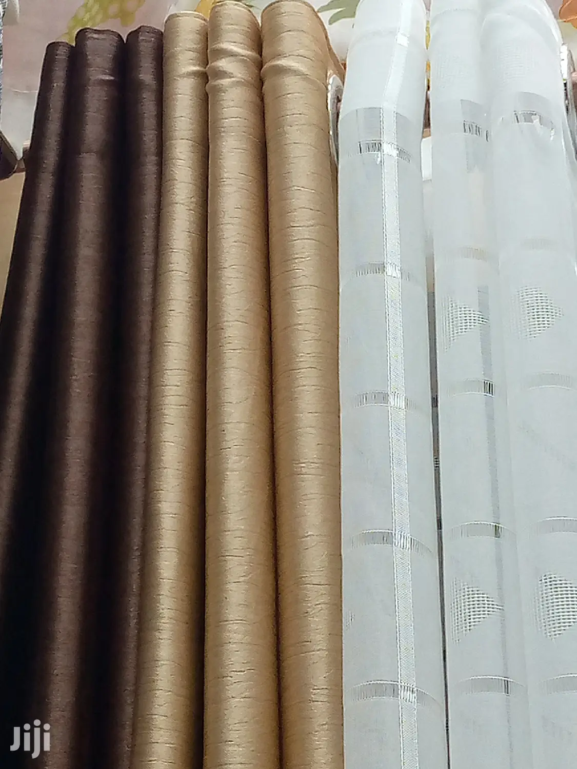Top Quality Curtains.