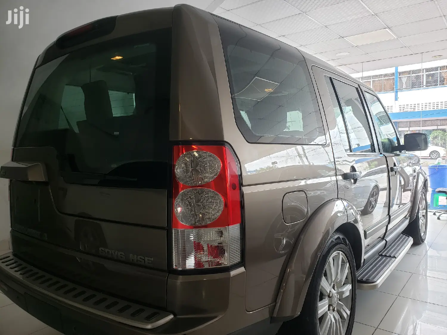 Land Rover Discovery 2014 Brown