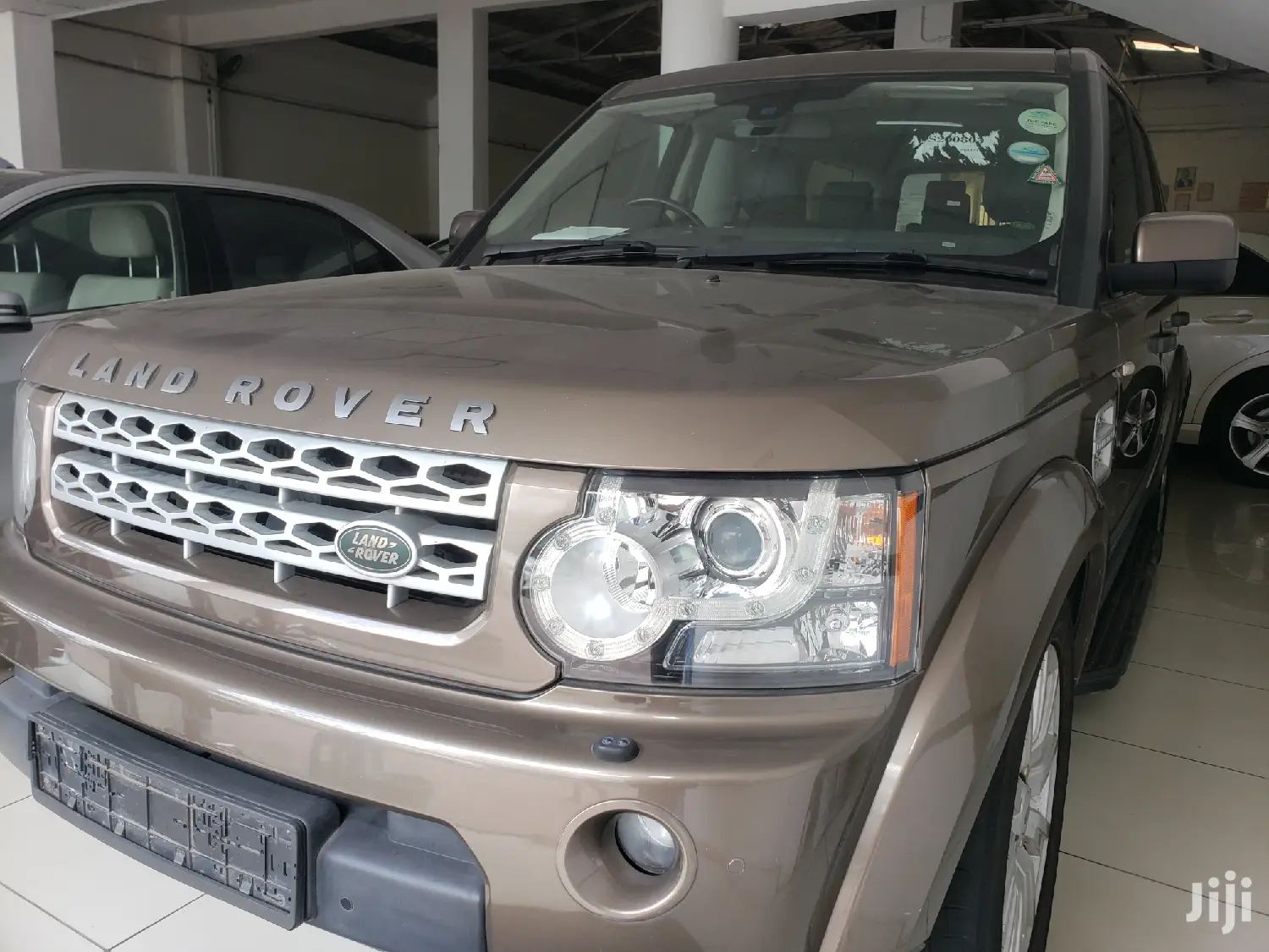 Land Rover Discovery 2014 Brown