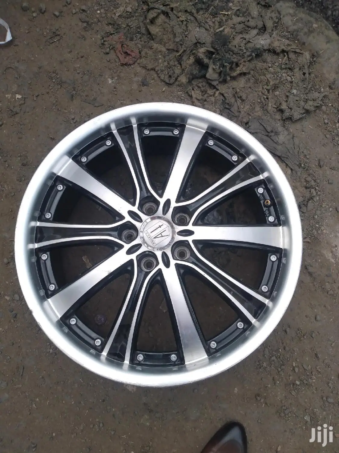 EX Japan Original Rims Size 18 Inch for Toyota Harrier.