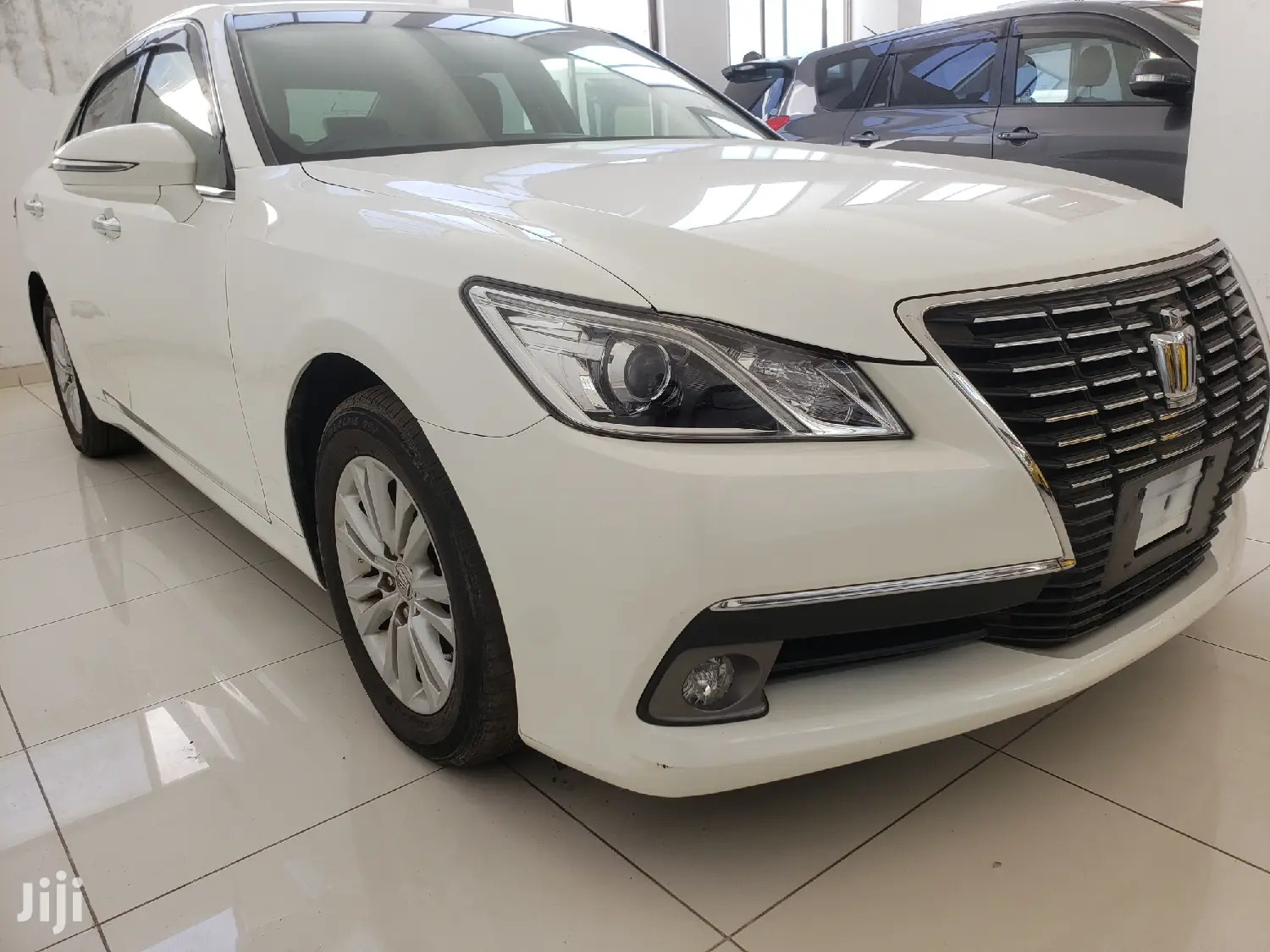 Toyota Crown 2015 White