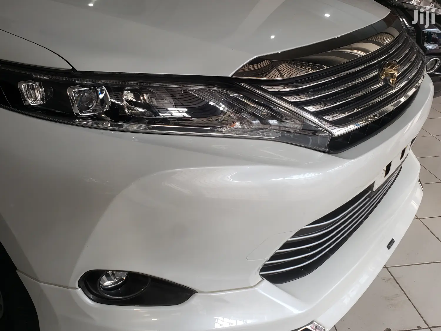 Toyota Harrier 2014 White