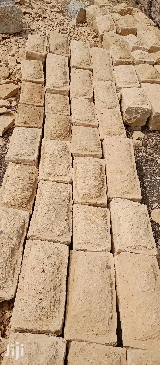 Decorating Stones (To Be Dressed at Your Site)