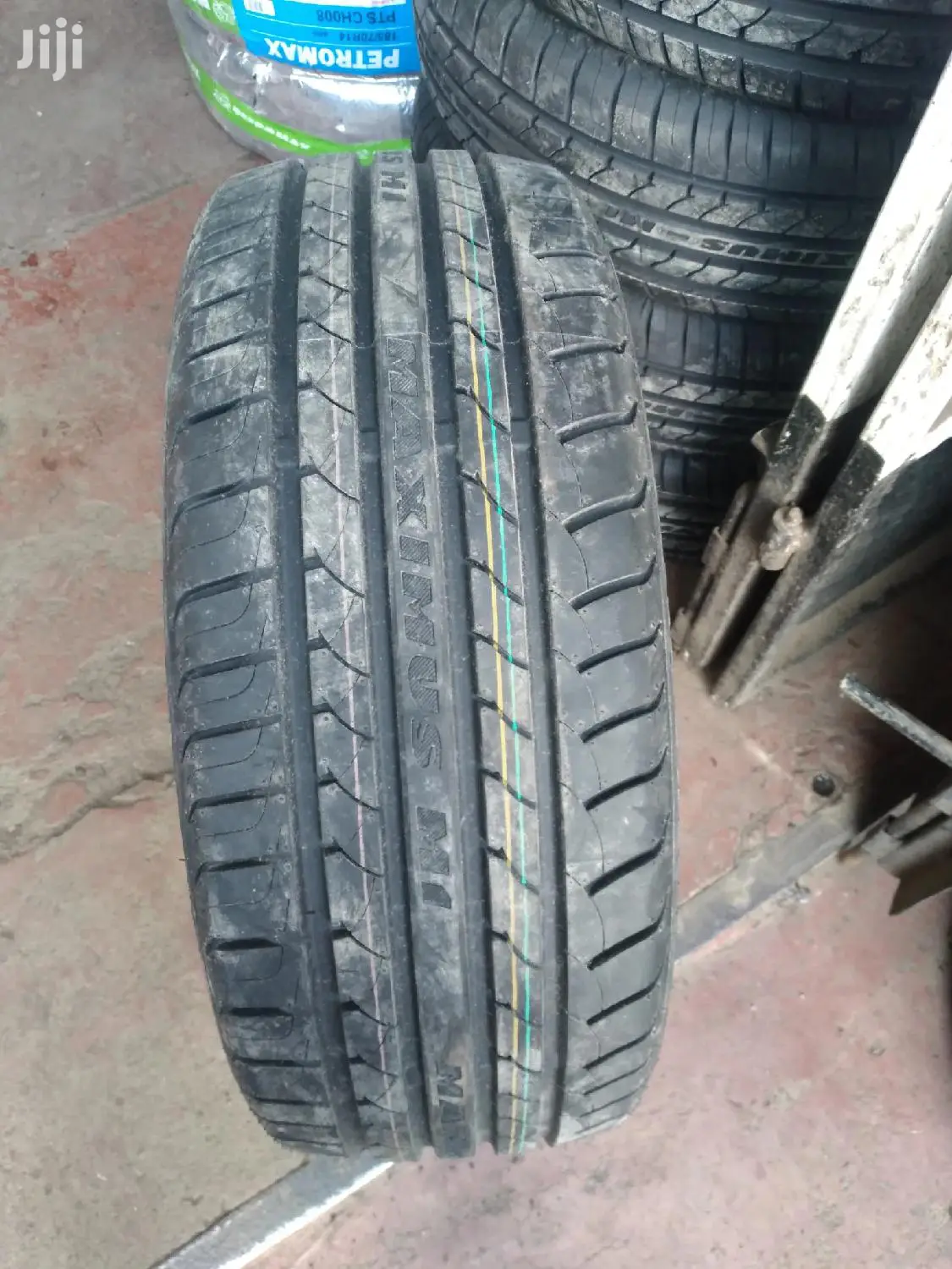 Maximus Tires Low Profile Sizes 215/45r17.