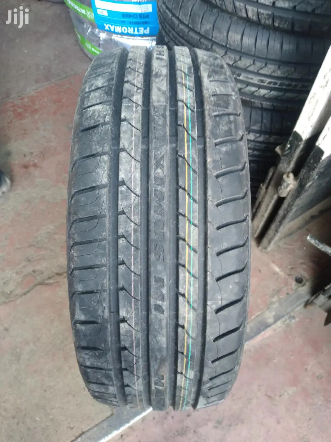 Maximus Tires Low Profile Sizes 215/45r17.