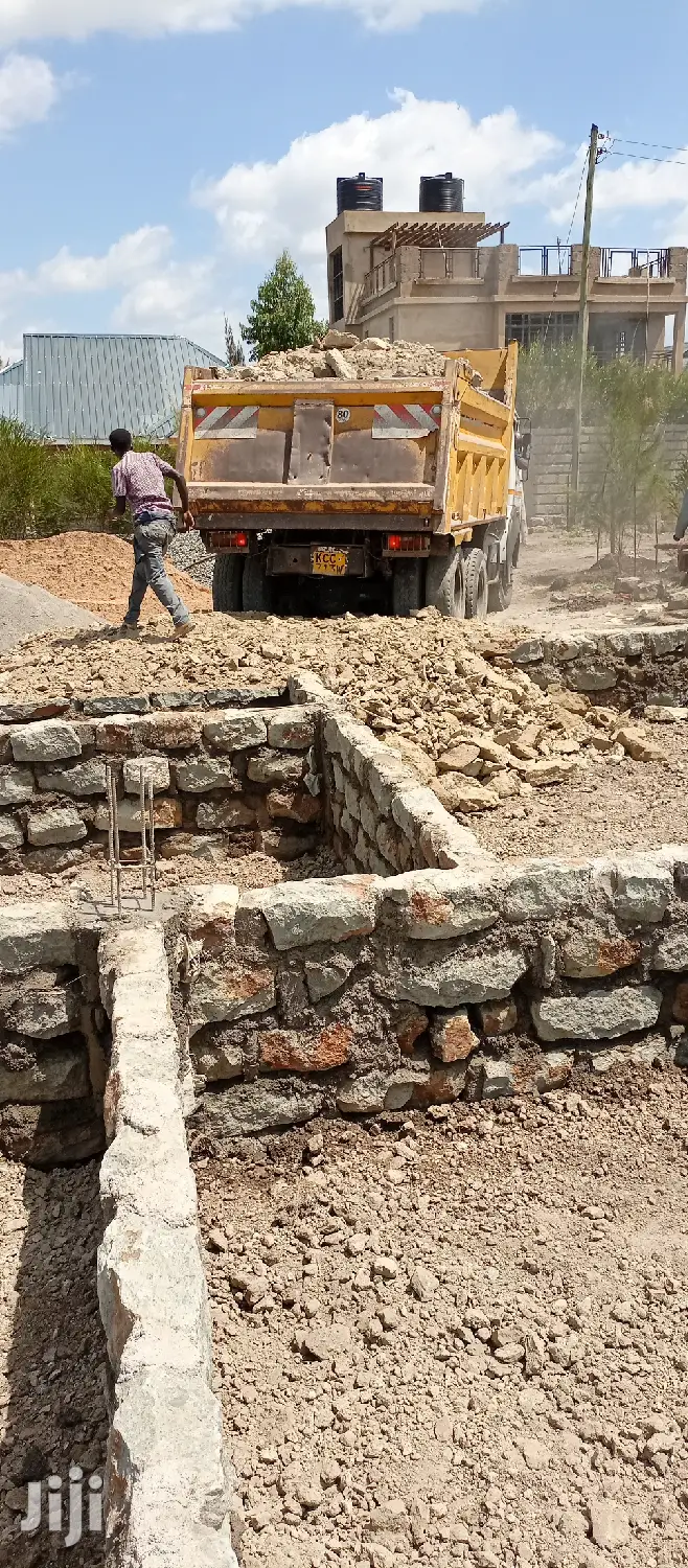 Mchongo, Filling Materials~Flooring Materials