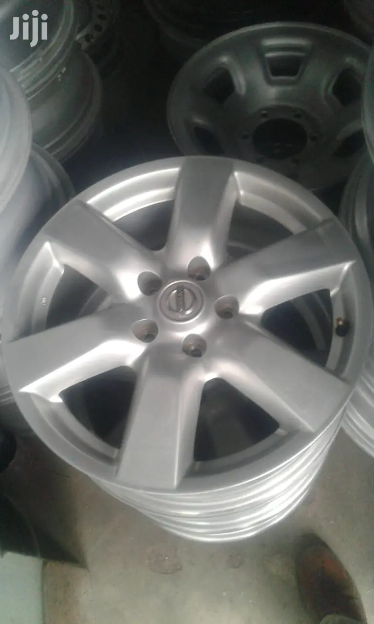 Original Rims Size 17 Inch for Nissan