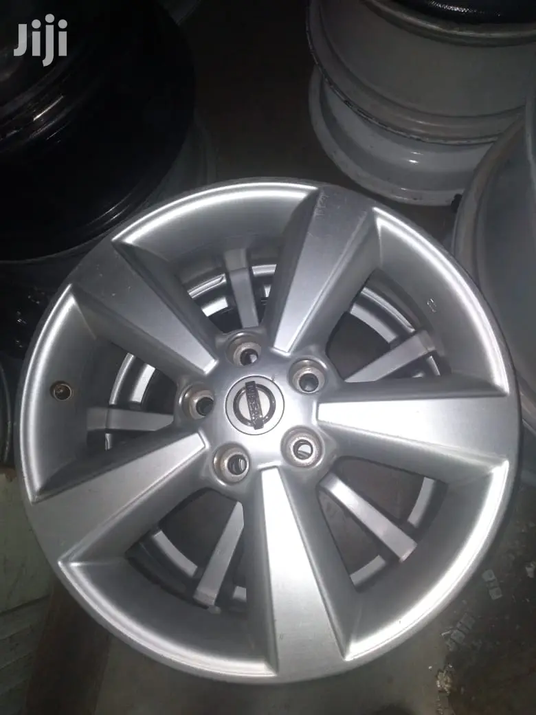 Original Rims Size 17 Inch for Nissan
