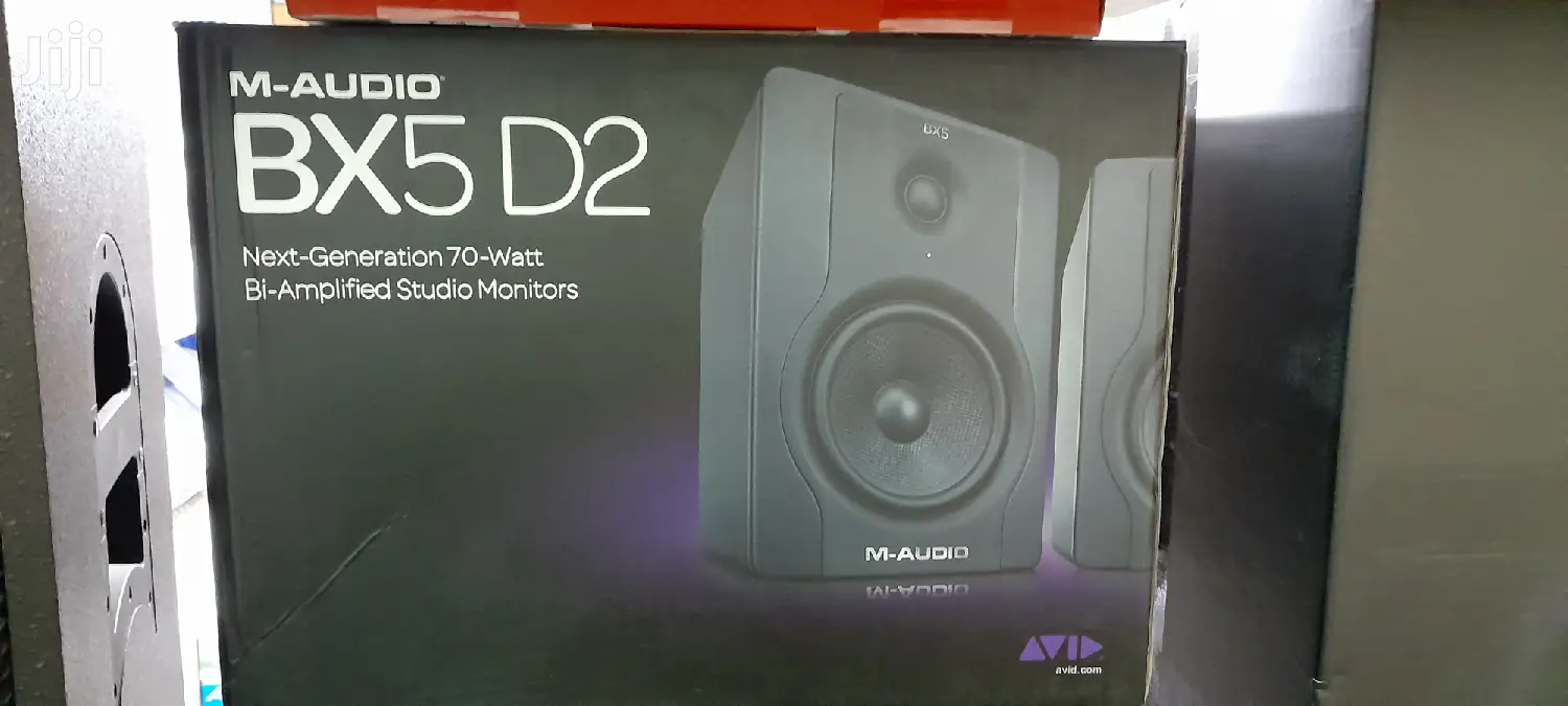Bx5-D2 M-Audio Bi-Amplifier Studio Monitor Speakers
