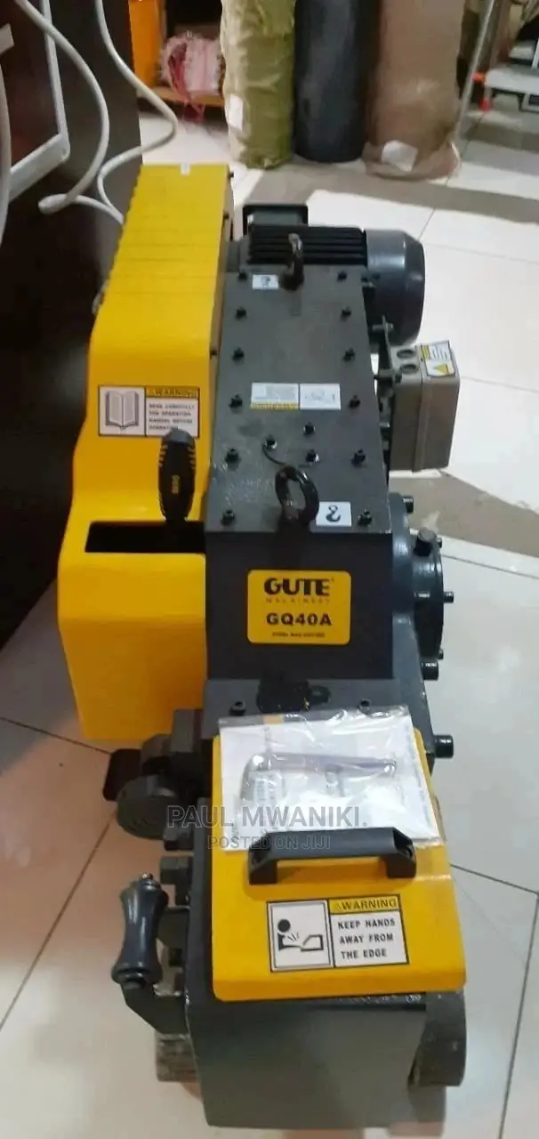 Electric Steel Bar Cutter Machine.