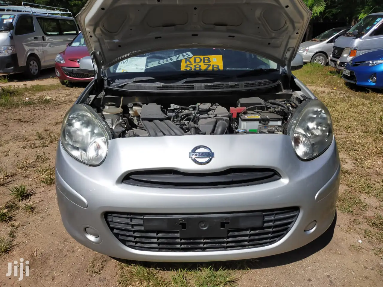 Nissan March 2015 Silver