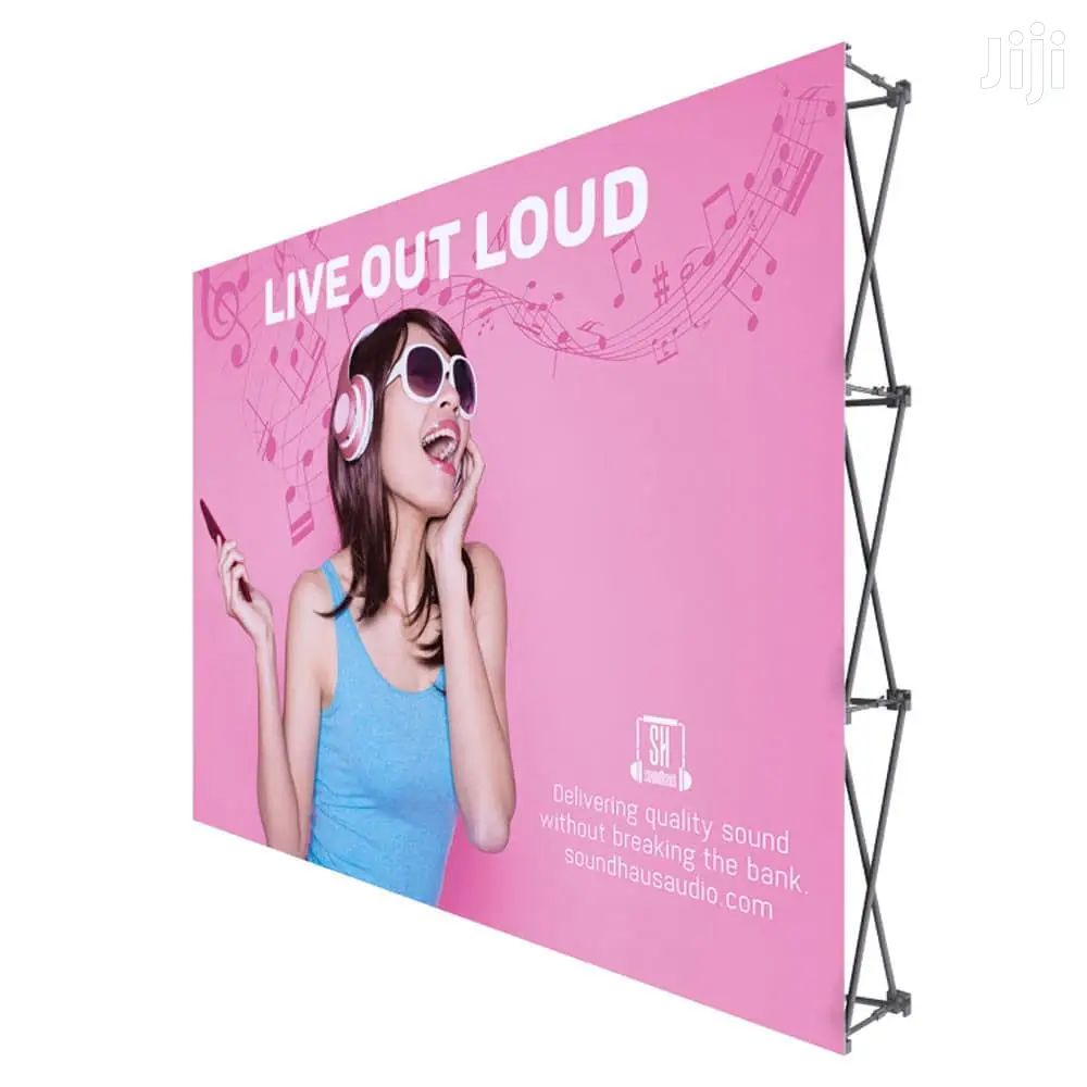 Backdrop/Pop Up Banner Stands