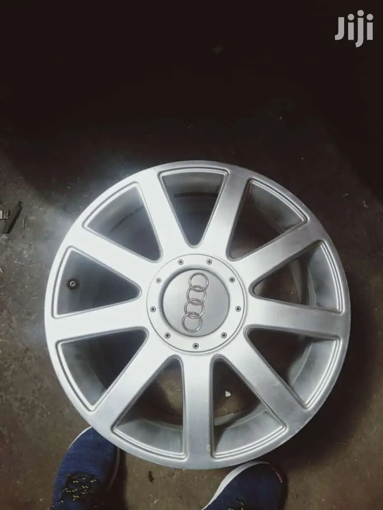 Audi: A3, A4, Q5, Q7 Original Rims