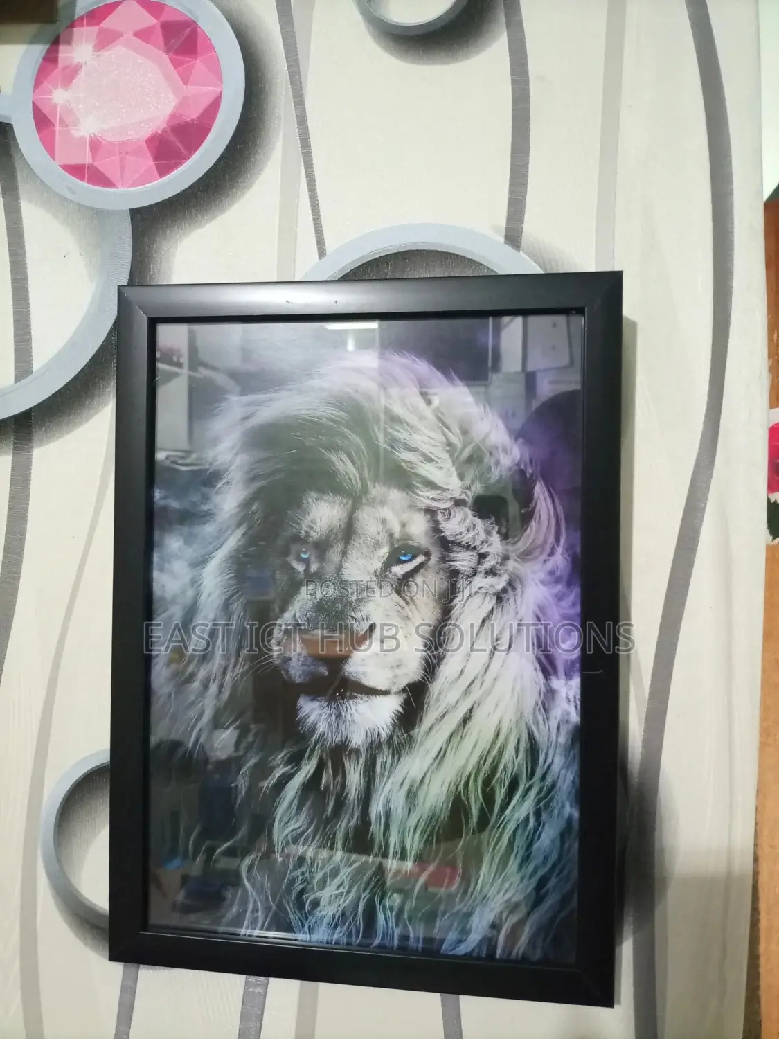 High Edition. Superior Classy Photo Frames and Wall Mounts