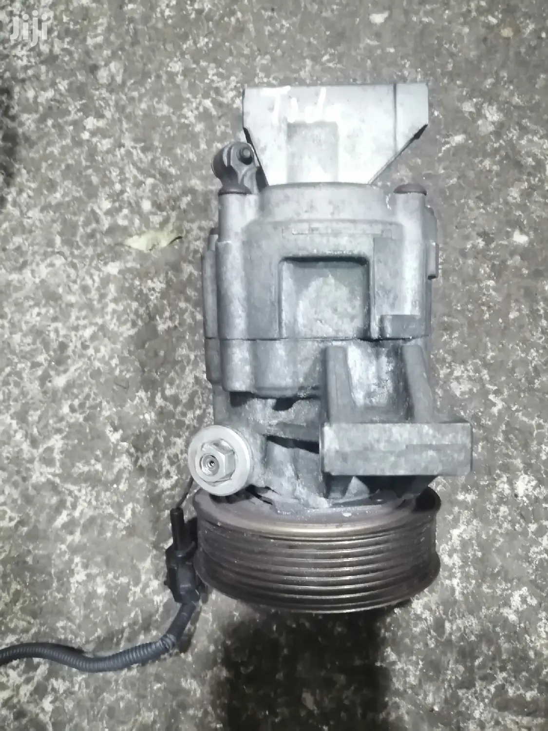 Nissan Tiida AC Compressor.