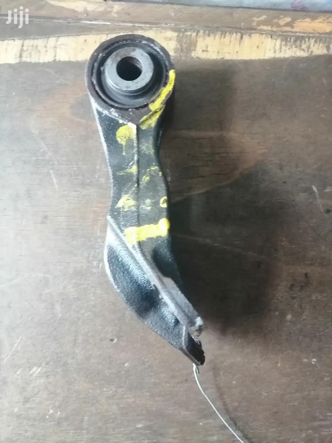 Toyota Belta Gearbox Clamp (4wd).
