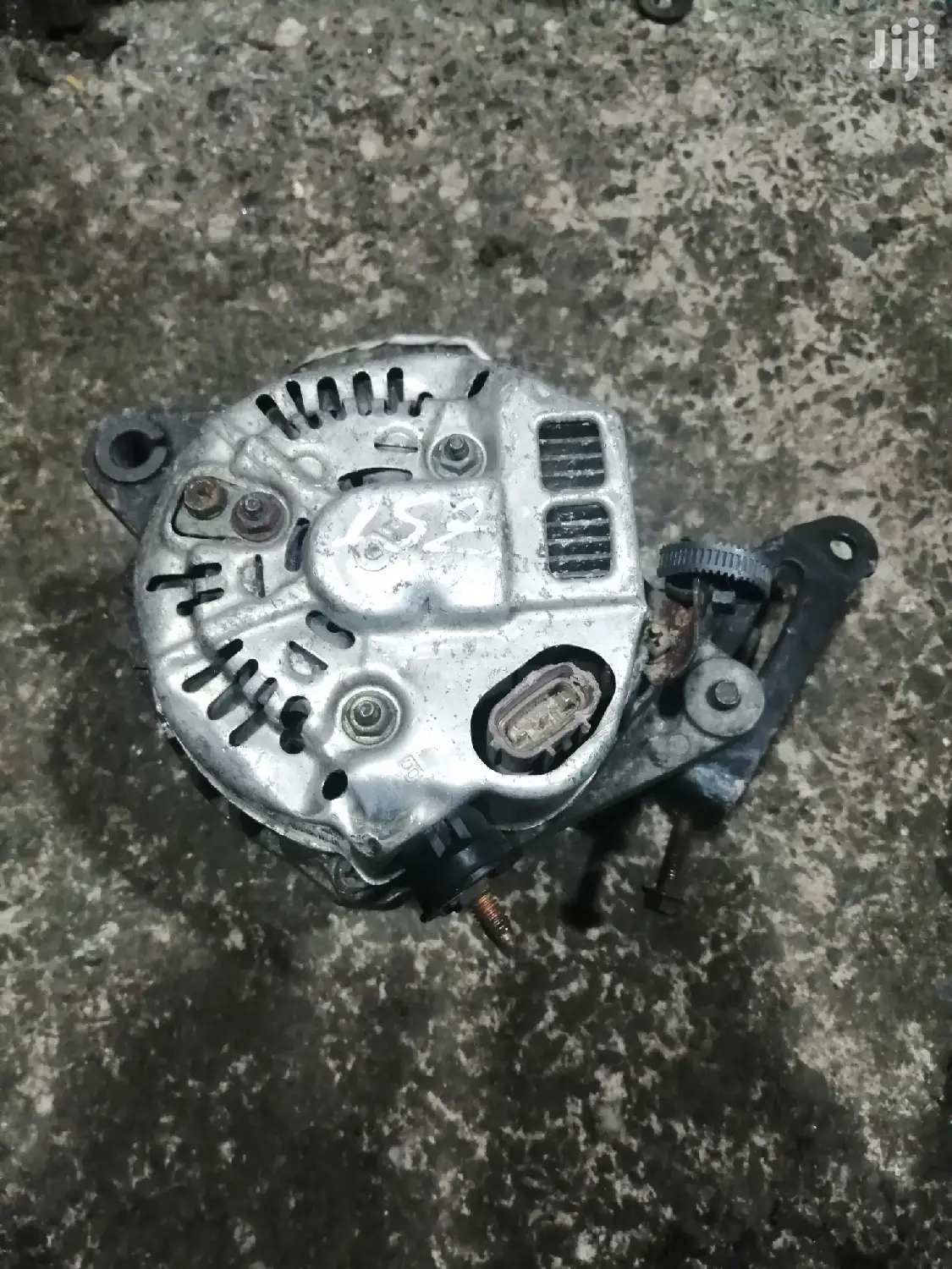 Toyota 1sz Alternator for Toyota Vitz.