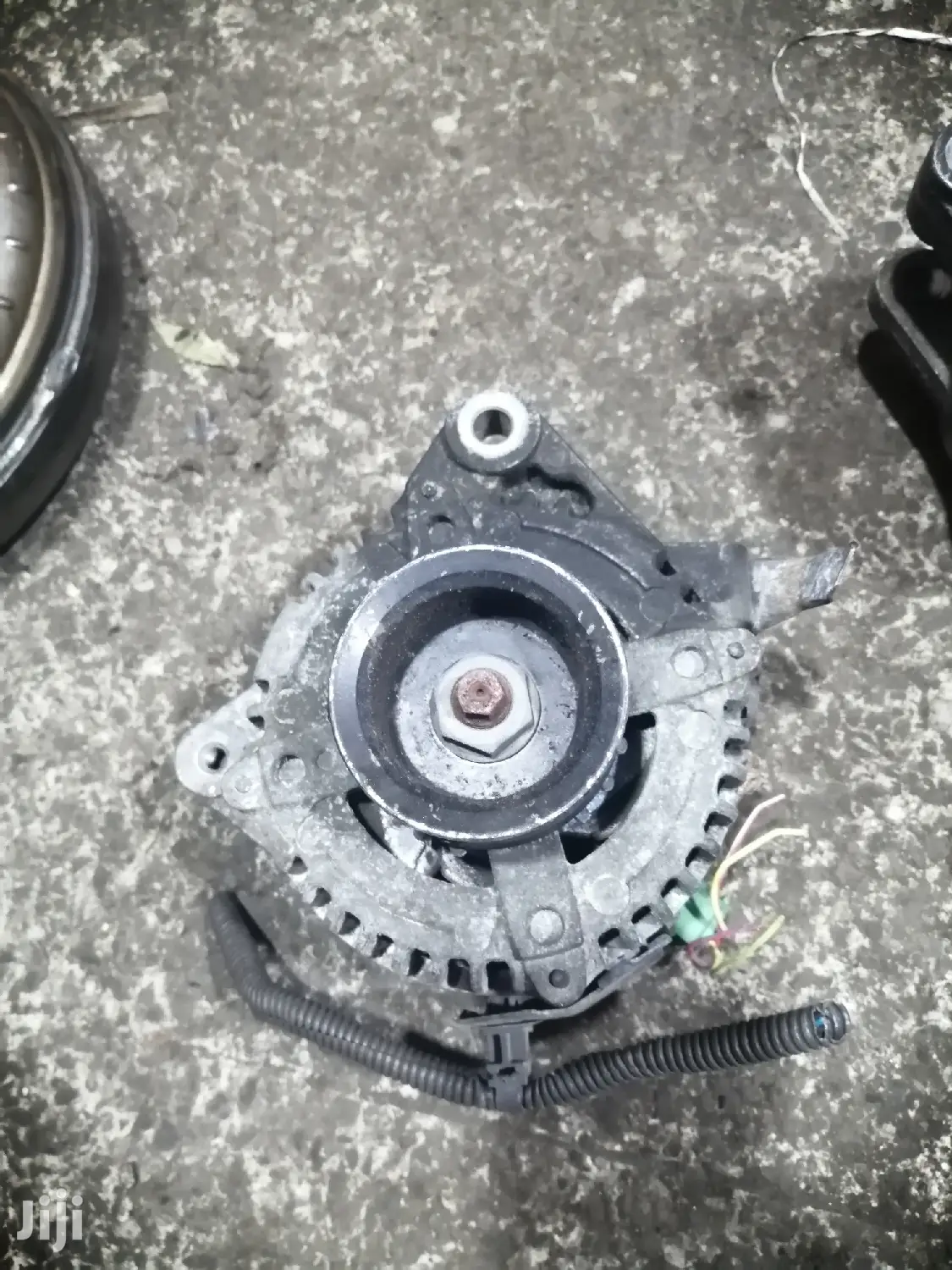 Toyota 2sz Alternator for Vitz, Ractis, Belta.