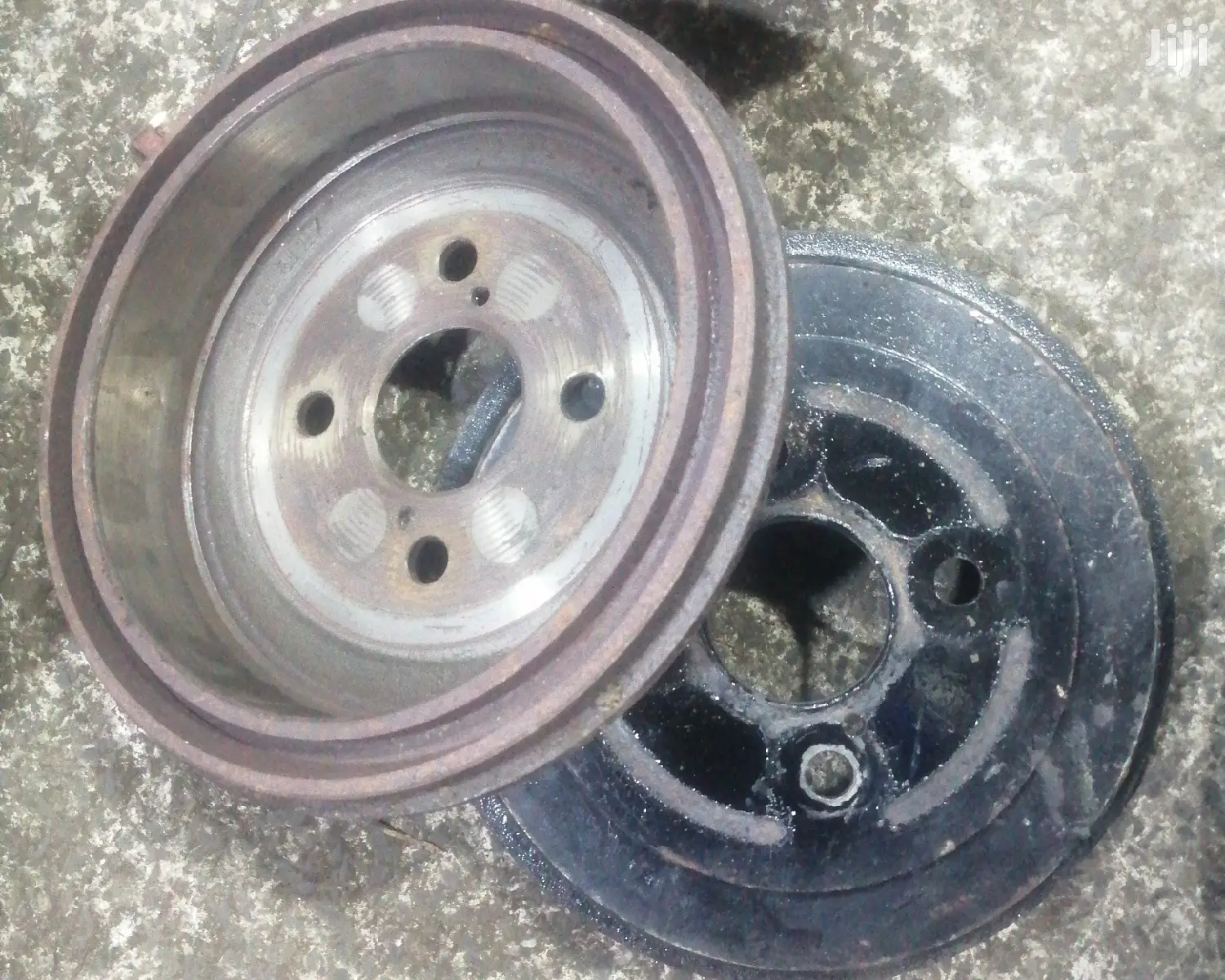 Toyota Vitz Rear Drum and Back Plate.