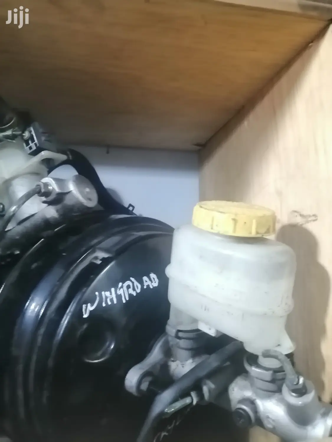 Nissan Wingroad Brake Booster Master Cylinder.